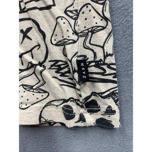 WXYZ Graphic Tee T-Shirt Men's Mushroom Emoji Skulls Crewneck Short Beige Medium - Picture 9 of 12